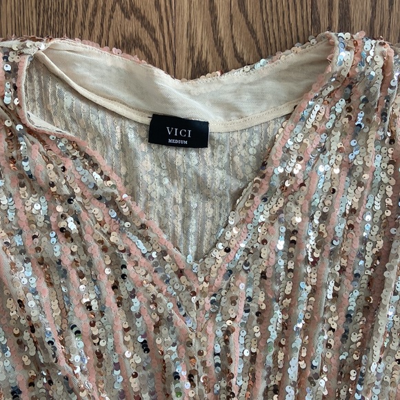 Rose gold/ champagne/silver sequin top - Picture 6 of 6